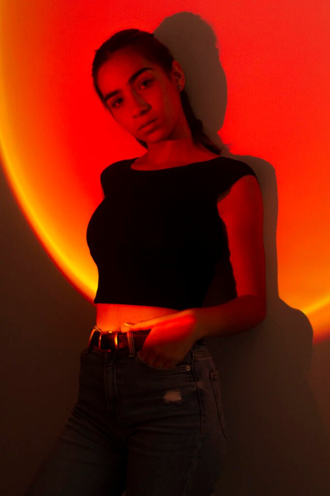 Retrato con lámpara atardecer
